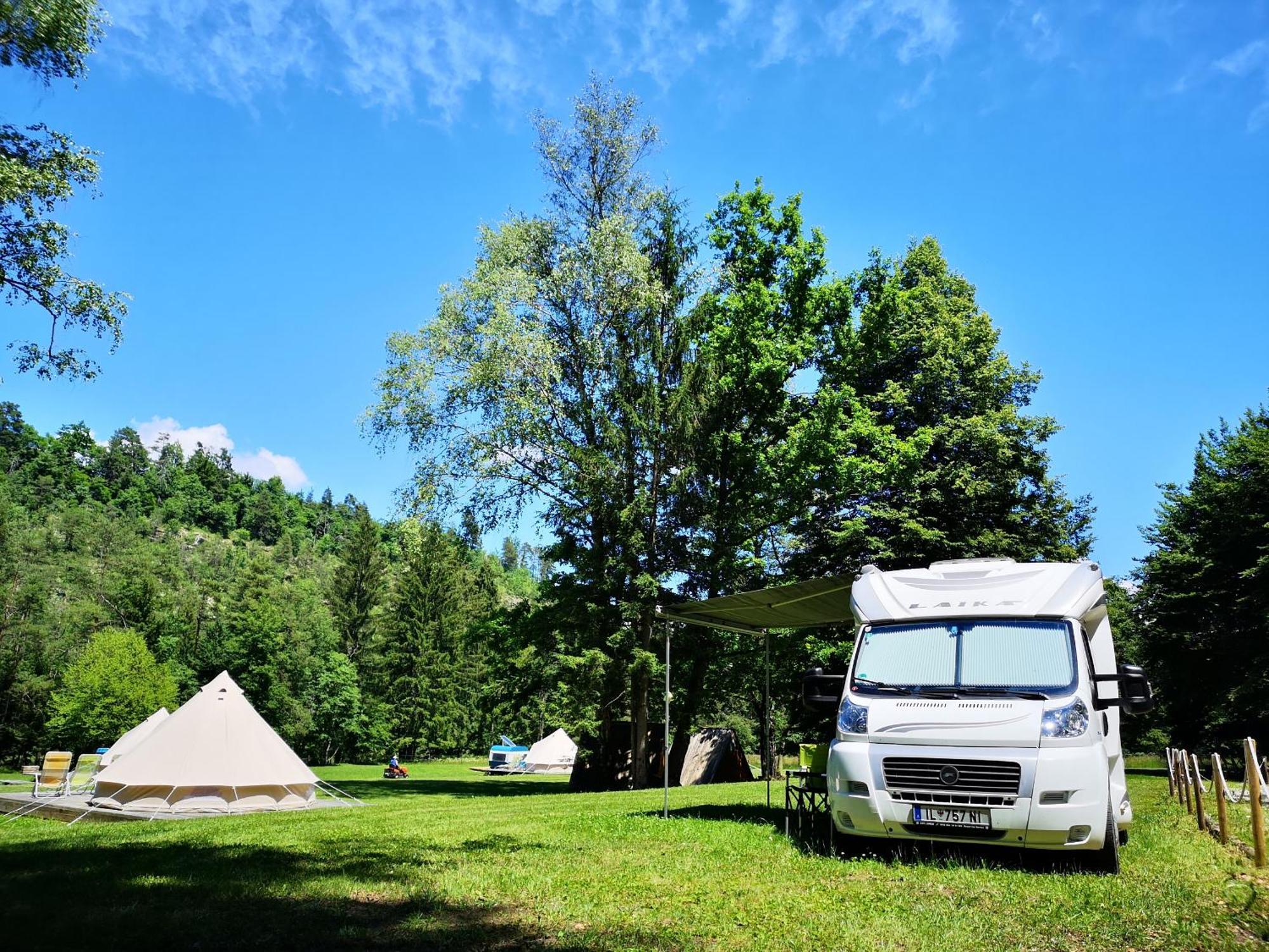 Eco River Camp - Pitches Радовлица Экстерьер фото